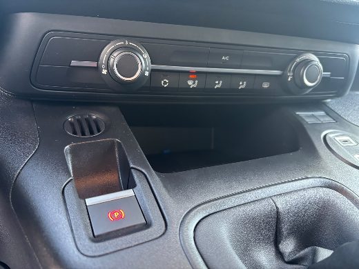 Opel Combo 1.5 D Ultimate XL fotoğraf 17