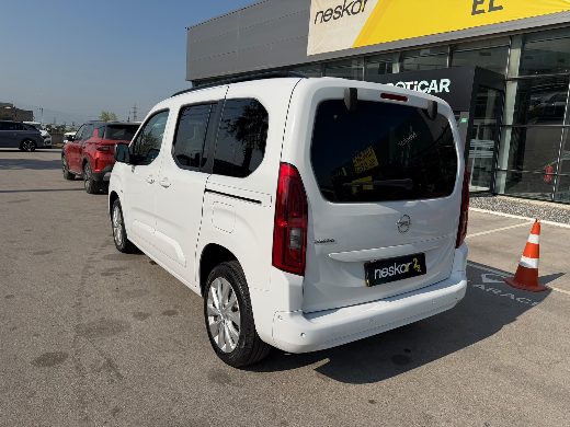 Opel Combo Life 1.5 D Ultimate fotoğraf 5