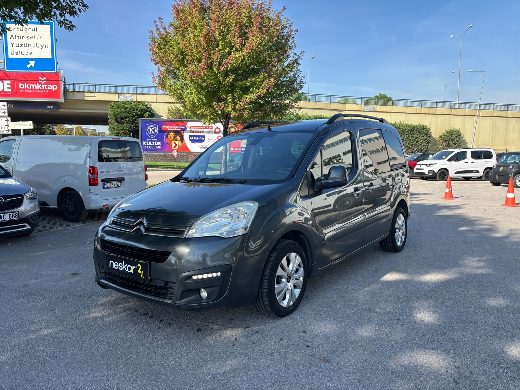 Citroën Berlingo 1.6 HDi Selection fotoğraf 16