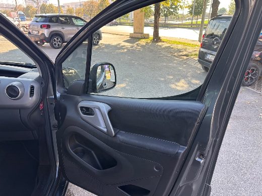 Citroën Berlingo 1.6 HDi Selection fotoğraf 25