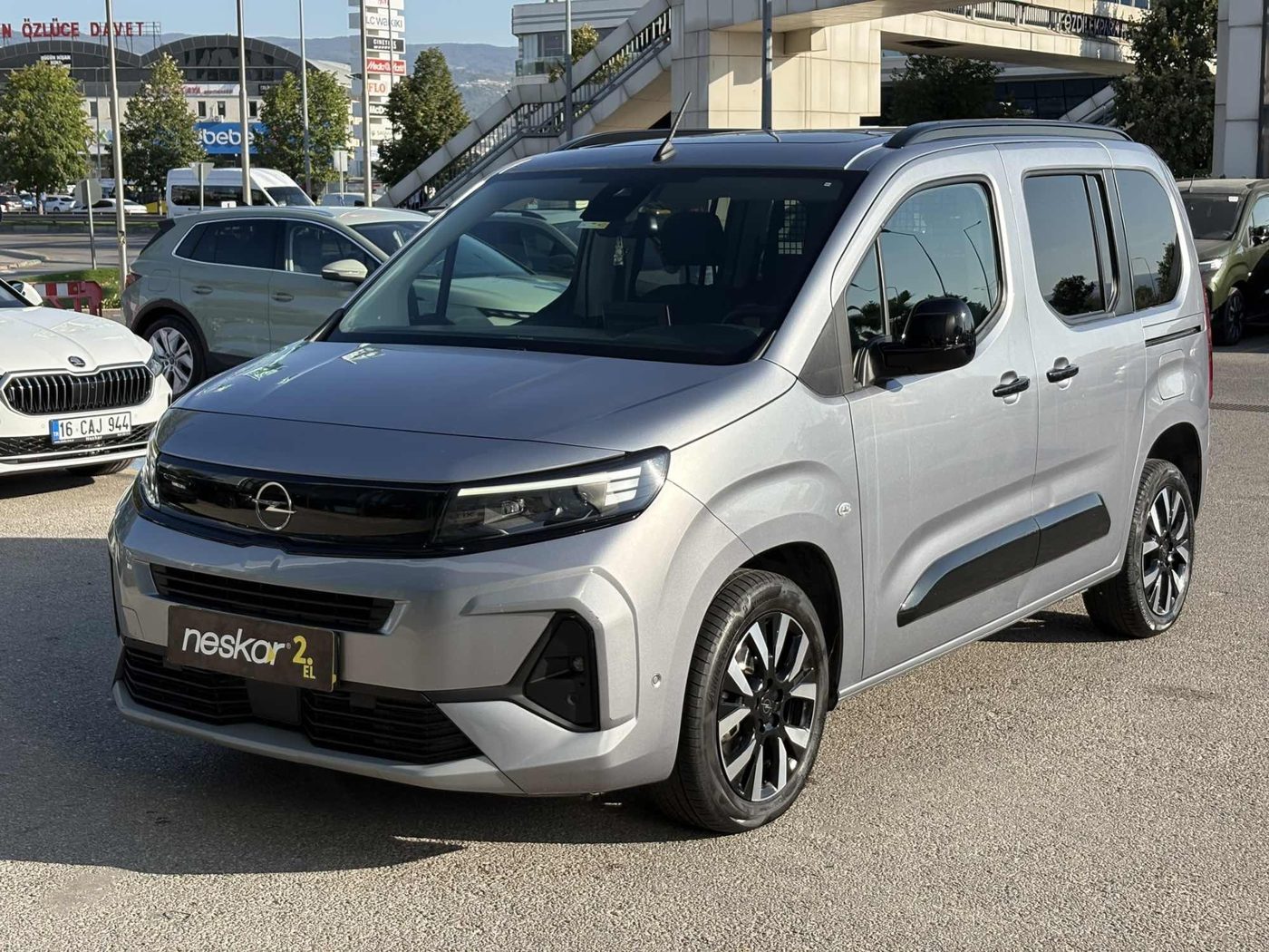 Opel Combo 1.5 D Ultimate — 1. fotoğraf