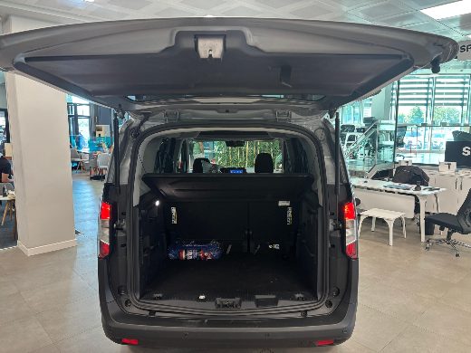 Ford Tourneo Courier 1.0 EcoBoost Deluxe fotoğraf 7
