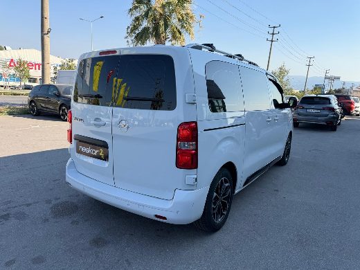 Opel Vivaro 2.0 TD Cargo Ultimate XL fotoğraf 8