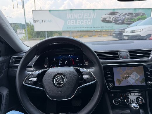 Škoda Superb 1.5 TSI Prestige fotoğraf 12