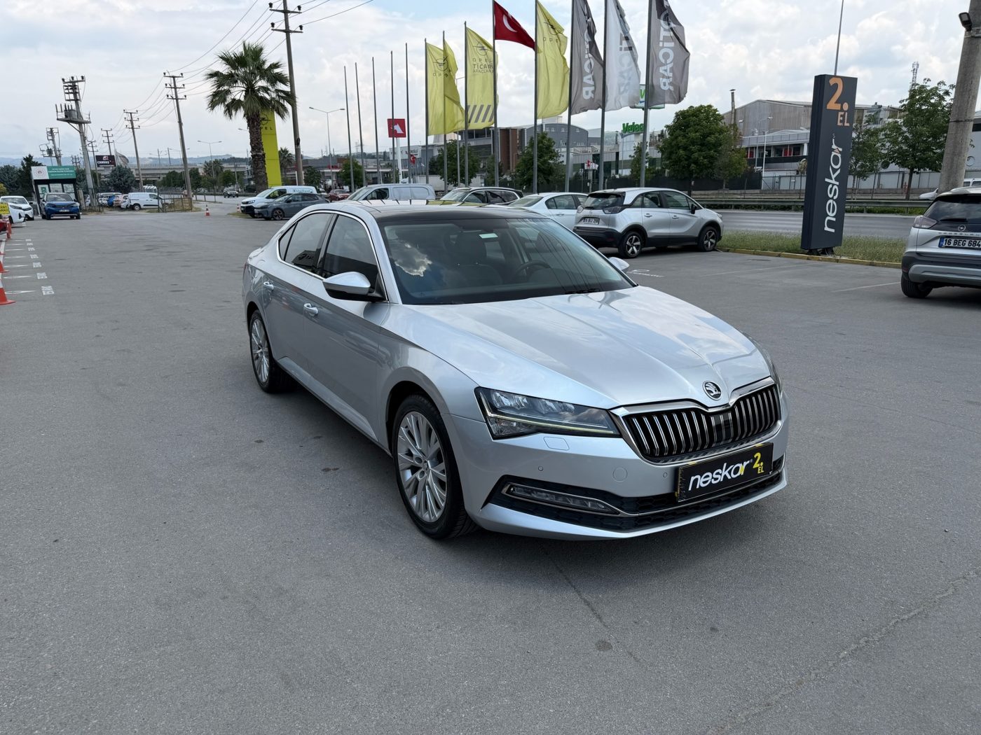 Škoda Superb 1.5 TSI Prestige — 1. fotoğraf