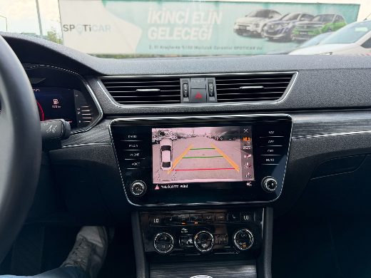 Škoda Superb 1.5 TSI Prestige fotoğraf 17