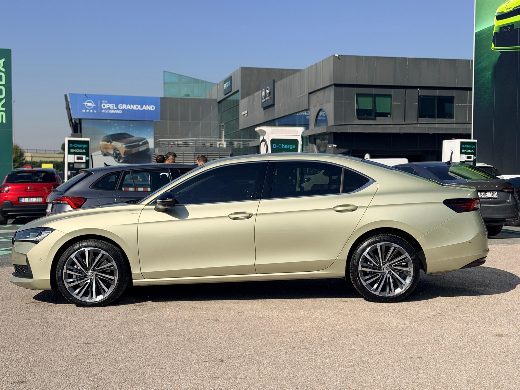 Škoda Superb 2.0 TSI Laurin & Klement Crystal fotoğraf 6