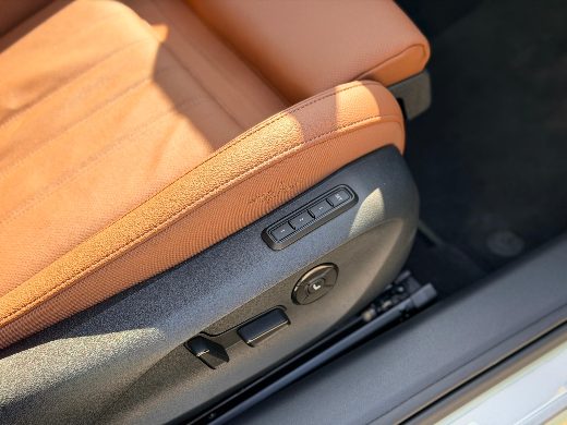 Škoda Superb 2.0 TSI Laurin & Klement Crystal fotoğraf 15